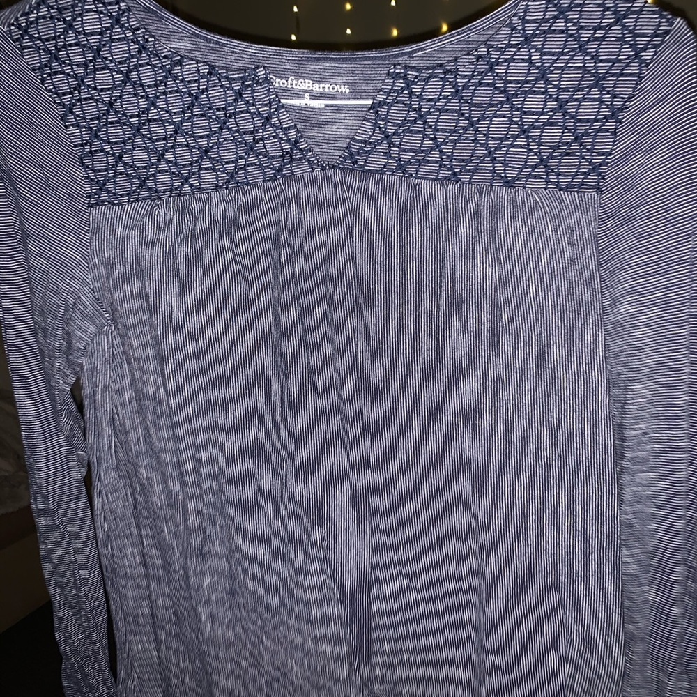 Blue & white stripped top